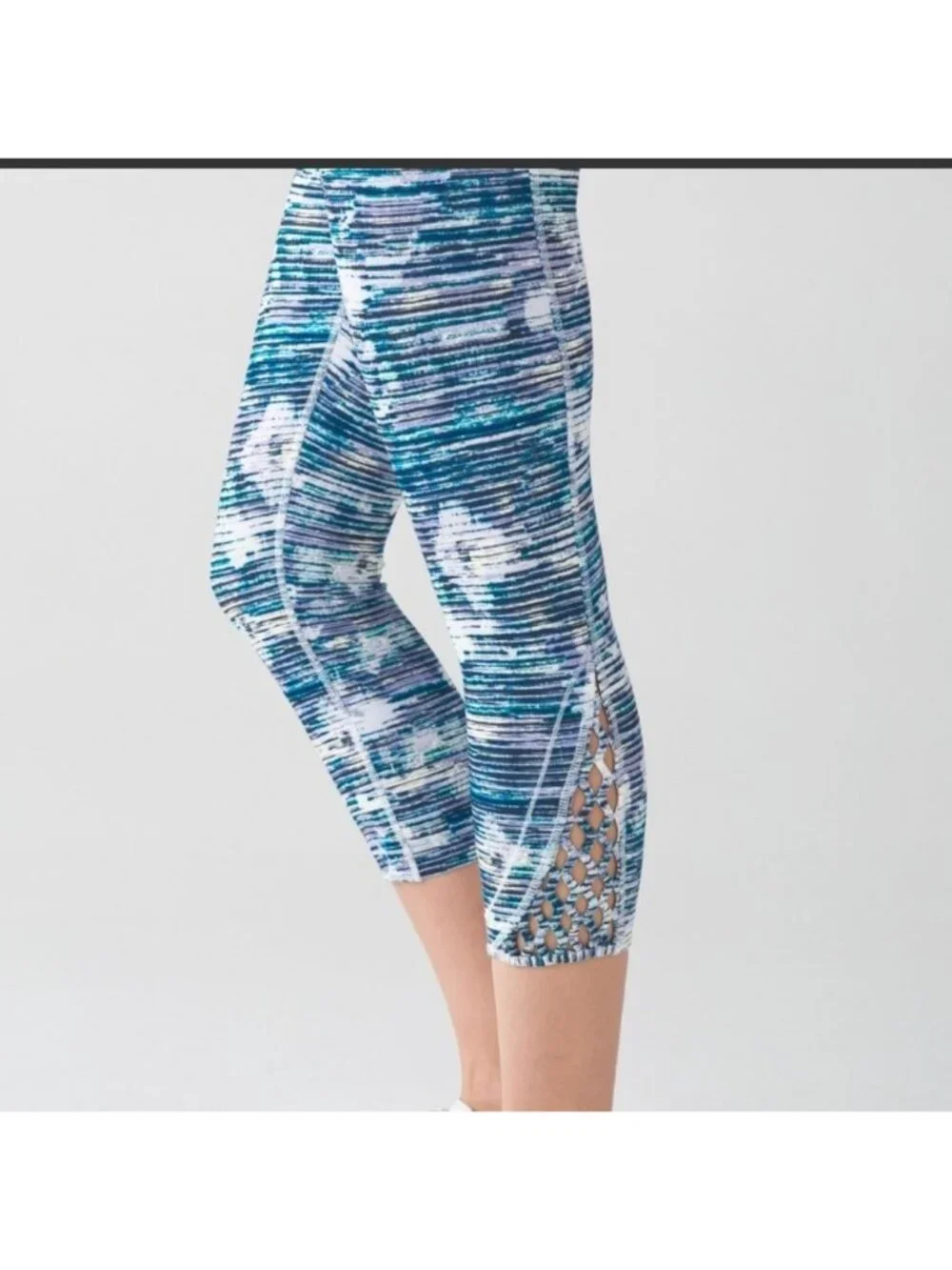 Lululemon True Self Crop II Blurry Belle Multi